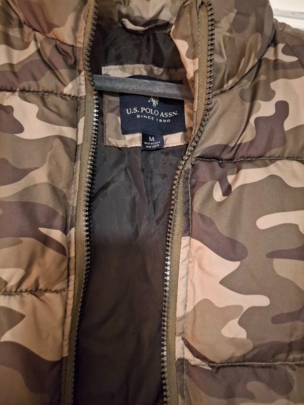 POLO VEST - Picture 2 of 3